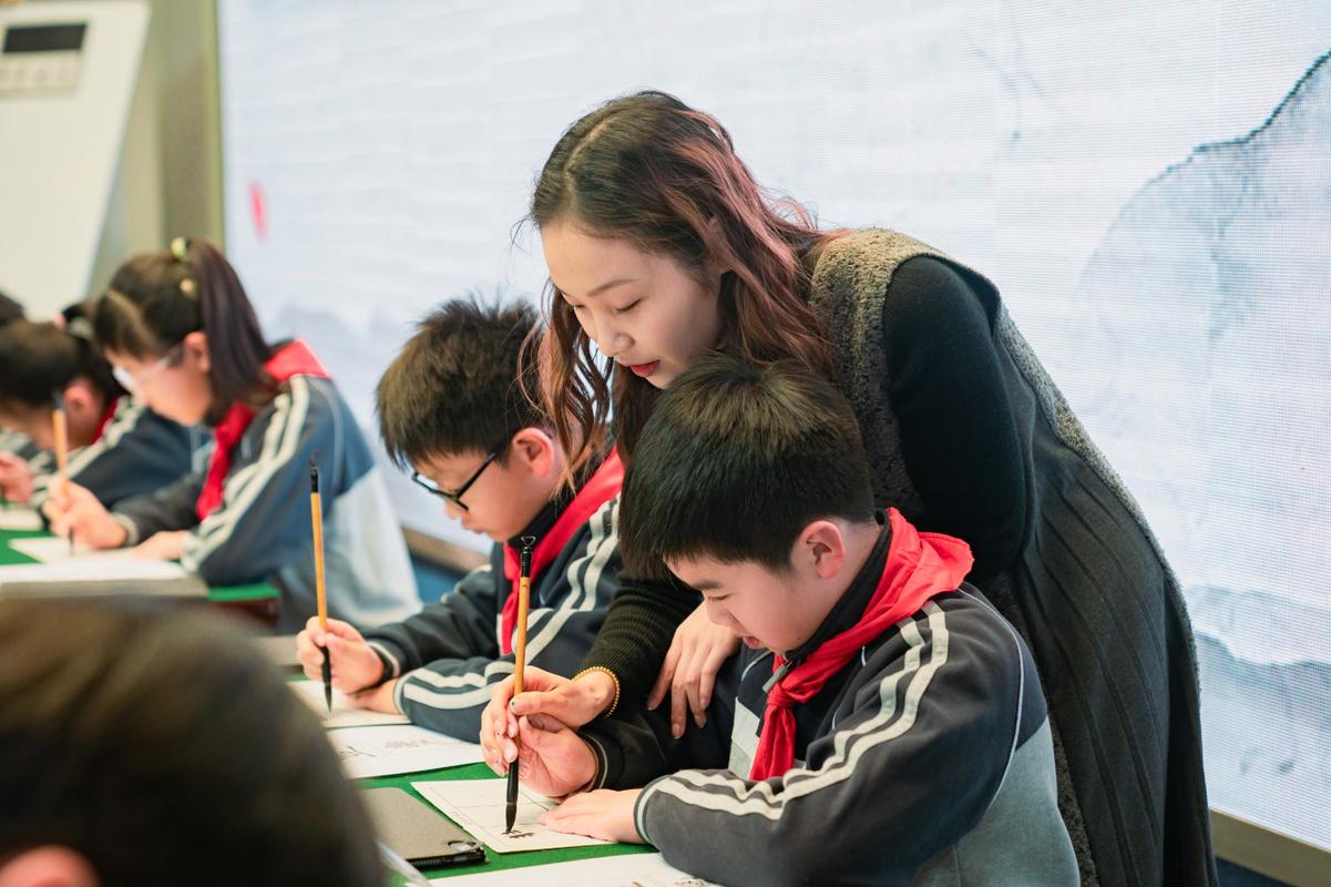 老师如何高效教学生学习课程？-第1张图片-指南针培训网