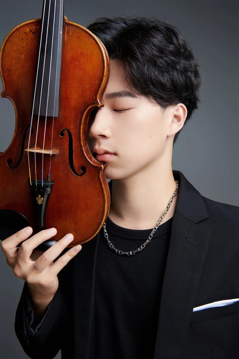 自学成才的小提琴家如何突破专业瓶颈？-第2张图片-指南针培训网
