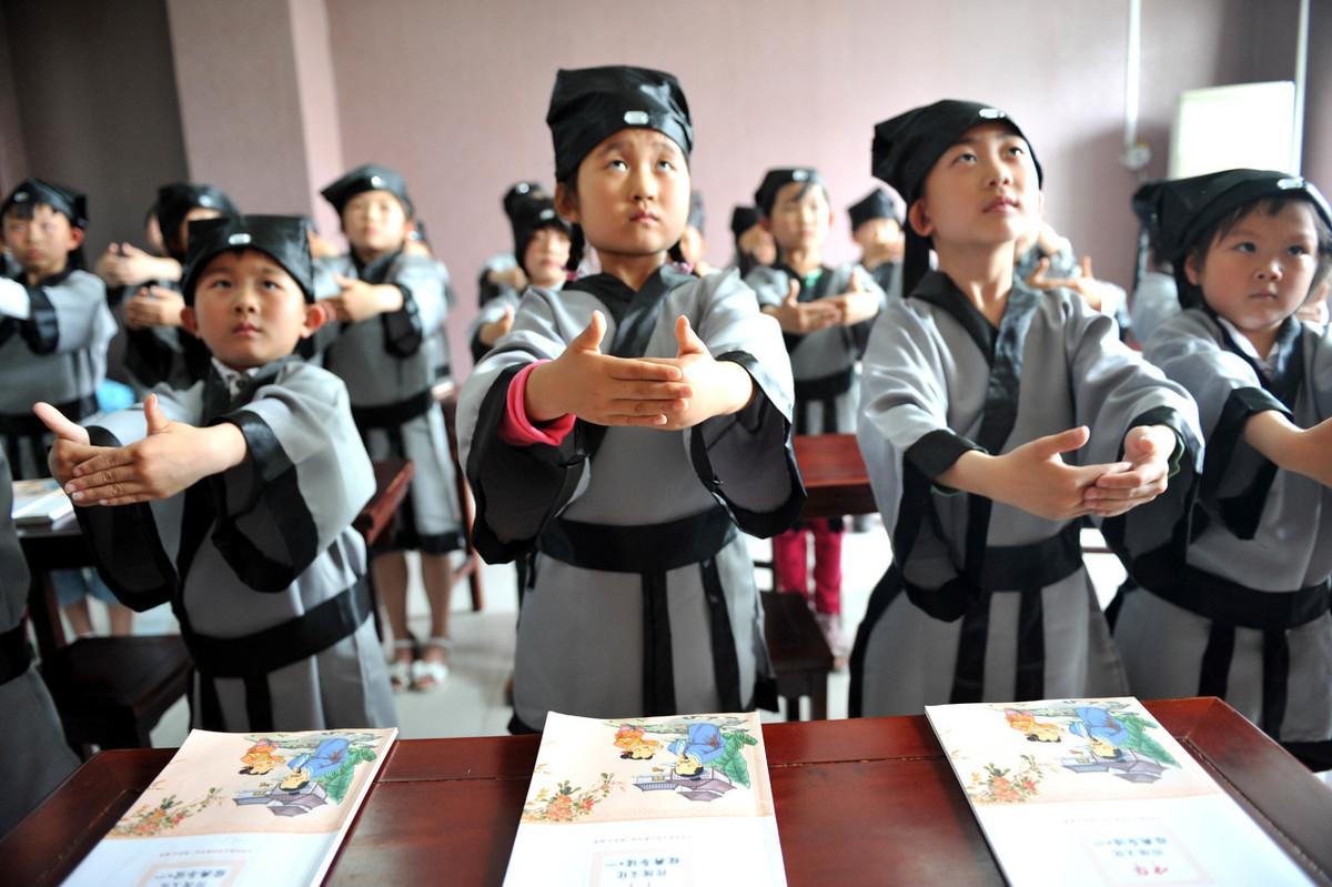 封建社会学前教育有何核心特点？-第2张图片-指南针培训网